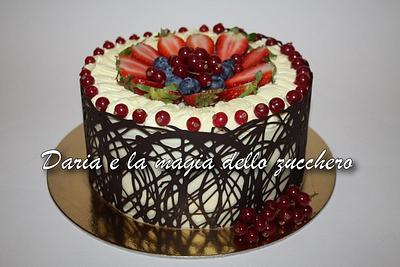 Fruit cake with chocolate collar - Cake by Daria Albanese