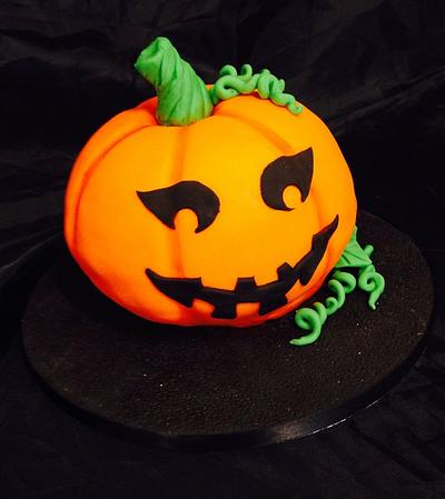 Pumpkin Cake - Cake by Caron Eveleigh