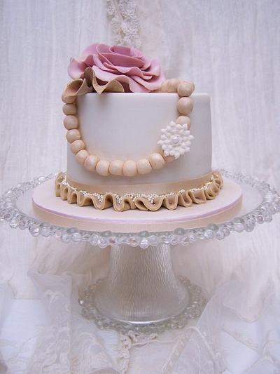 Vintage - Cake by Elizabeth