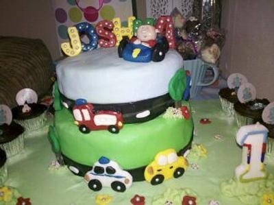 1st Birthday cake - Cake by Goodygumdrops