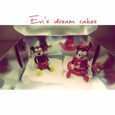 cake toppers - Cake by evisdreamcakes