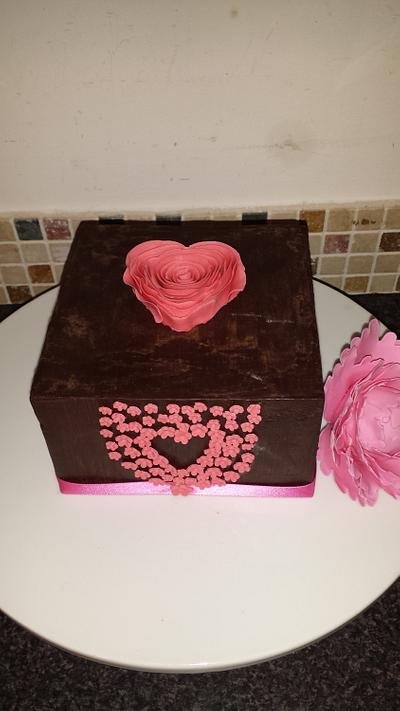 Valentine 2014 - Cake by cupcakesbylouisa1