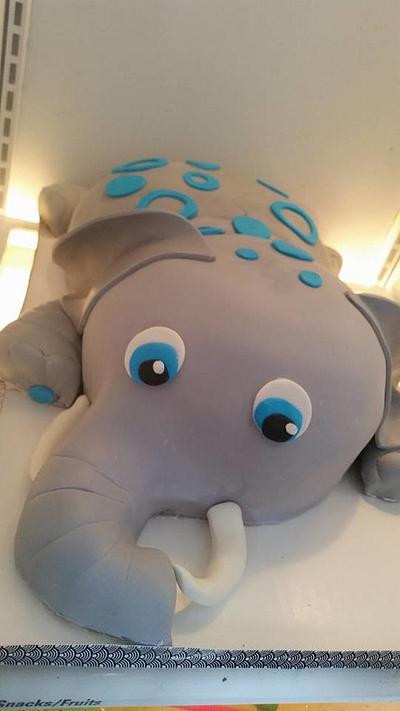 elephant baby shower - Cake by Julia Dixon