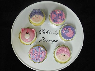 Babyshower Cupcakes in Pink and Purple - Cake by Raewyn Read Cake Design