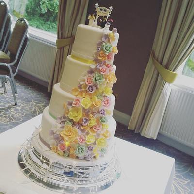 Pastel Rainbow Wedding - Cake by Makeala