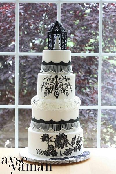 Black and white wedding cake - Cake by Ayse Yaman