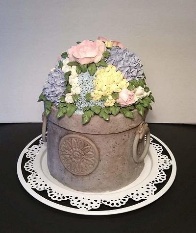 Bouquet Urn - Cake by Terri Coleman