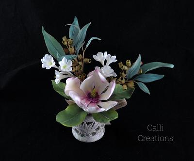 Magnolia Floral Posy - Class - Cake by Calli Creations