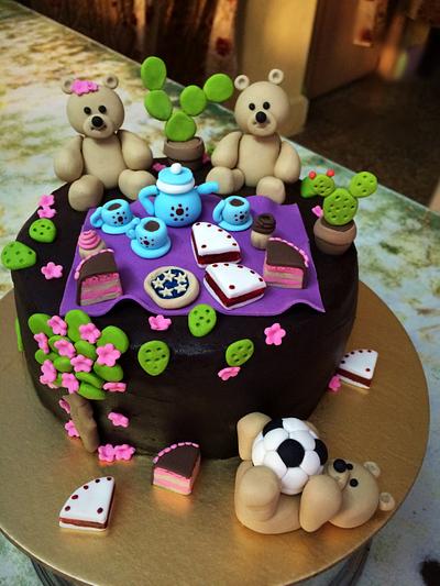 Teddy bear tea party - Cake by Susanna Sequeira
