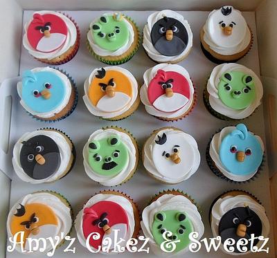 Angry Birds cupcakes - Cake by Amy'z Cakez & Sweetz