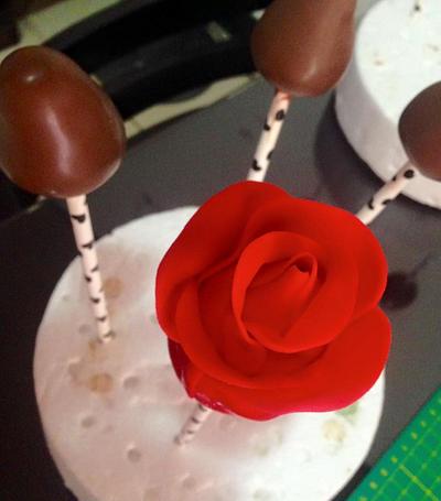 Rosa Cake Pop Bouquets - Cake by N&N Cakes (Rodette De La O)