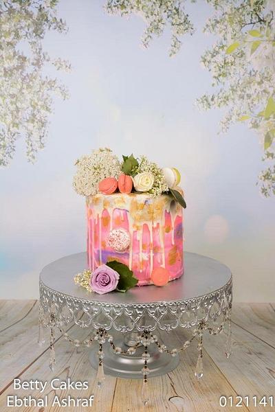 Drip rustic cake  - Cake by BettyCakesEbthal 