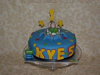Buzz and friend - Cake by Maggie