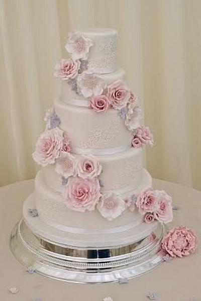 Vintage Wedding Cake - Cake by Sylvania Cakes - Exeter