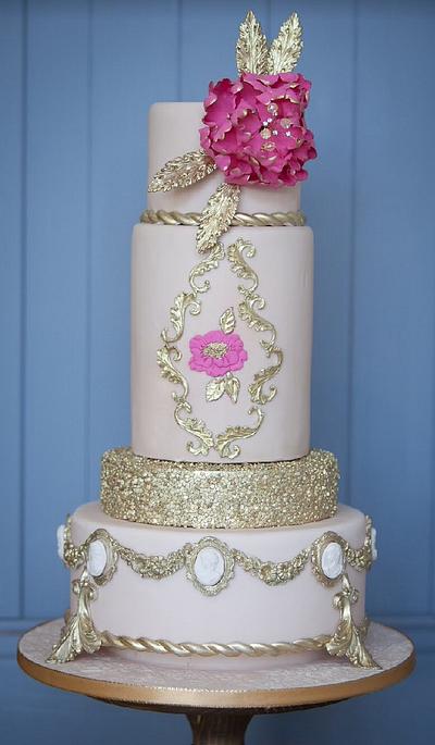 Champagne and Gold - Cake by Cakes by Deborah