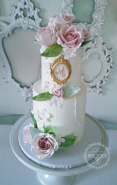 Roses birthday cake - Cake by Maria Cazarez Cakes and Sugar Art