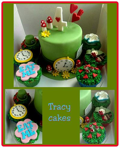 Mad Hatter cake and cupcakes - Cake by Tracycakescreations