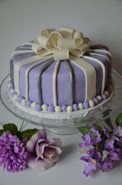 Lavender Luxe - Cake by Esther Williams