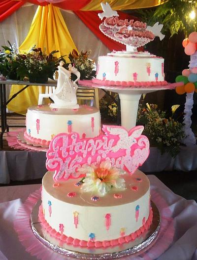 Wedding Cake - Cake by Venelyn G. Bagasol