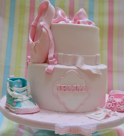 Getting too big for your shoes - Cake by Roo's Little Cake Parlour