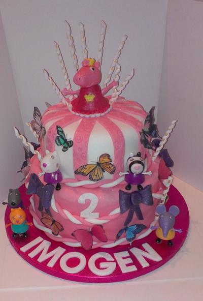 Princess Peppa Pig Cake  - Cake by Krazy Kupcakes 