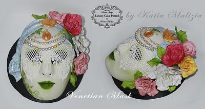Venetian Mask - Cake by Katia Malizia 