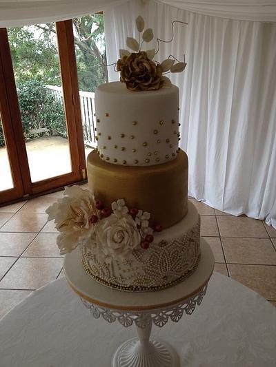 Gold Paisley Fantasy - Cake by Love & Laughter
