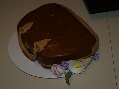 LV Purse - Cake by kira