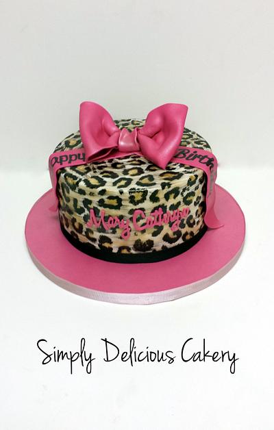 Leopard print  - Cake by Simply Delicious Cakery