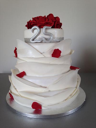 Wedding cake Roses   - Cake by Barbara Herrera Garcia