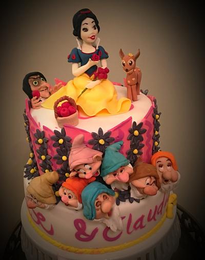 My girls birthday cake!  - Cake by Ele Lancaster