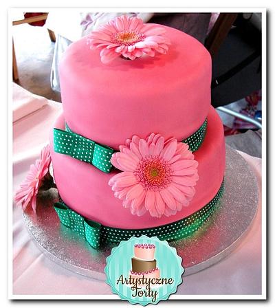 Pink cake witch real flowers - Cake by Artystyczne Torty