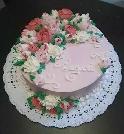 Whipped Cream flower cake - Cake by Filomena