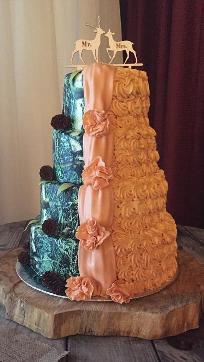 Hunter's Wedding Cake - Cake by Bagahu's Buttercream & More