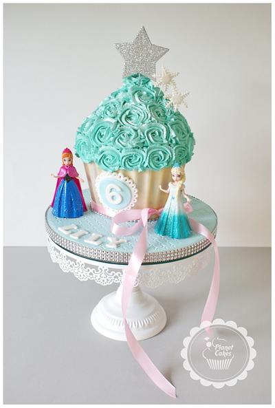 Frozen Giant Cupcake - Cake by Planet Cakes