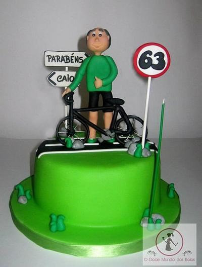 The cyclist - Cake by Catarina Amaral