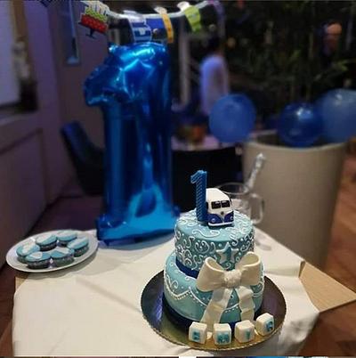 Blue & white - Cake by Cakebysabina