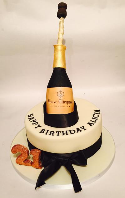 Birthday champers - Cake by Kake and Cupkakery