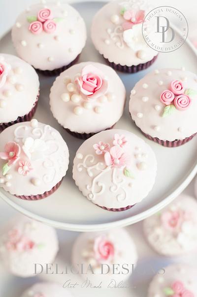 Pretty in Pink Cupcakes - Cake by Delicia Designs
