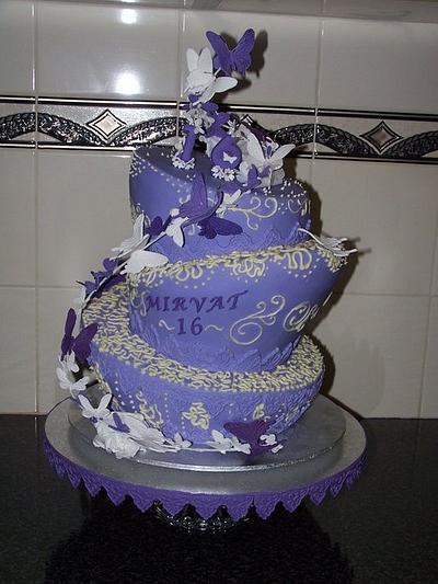 Sweet 16 cake - Cake by The Custom Piece of Cake
