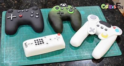 Game controllers - Cake by Cakes For Fun