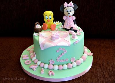 minnie and tweety picnic cake - Cake by giveandcake