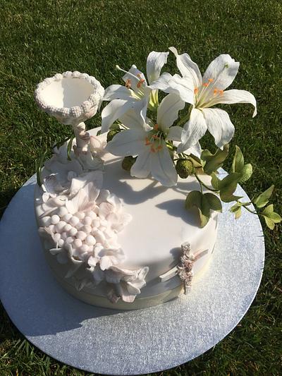 First holly communion  - Cake by 59 sweets