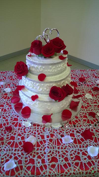 Roses are red wedding cake - Cake by maryk1205