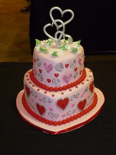 Hearts and flowers - Cake by Pam Bergandi