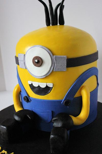 One in a Minion - Cake by Cole's cakery