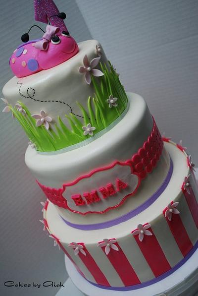 Emma's ladybug cake - Cake by Aiah