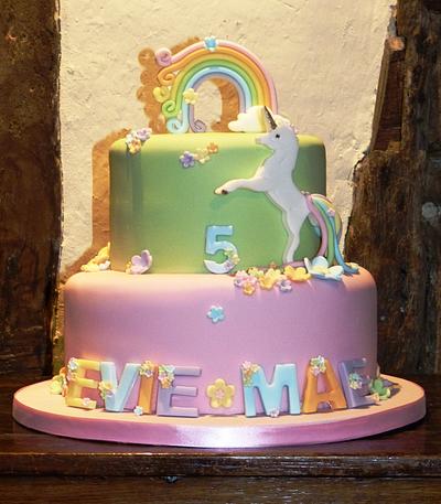 Rainbow Unicorn prettiness - Cake by Angel Cake Design