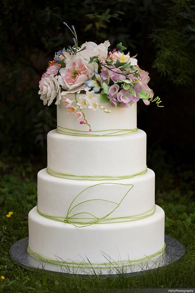Wedding flower cake - Cake by LoreCleo