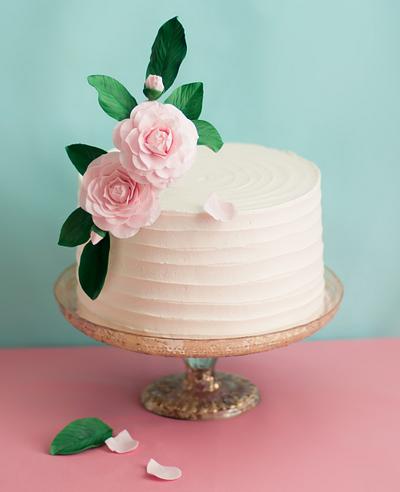 Buttercream cake decorated with sugar camellias - Cake by Lulusweetsandcake